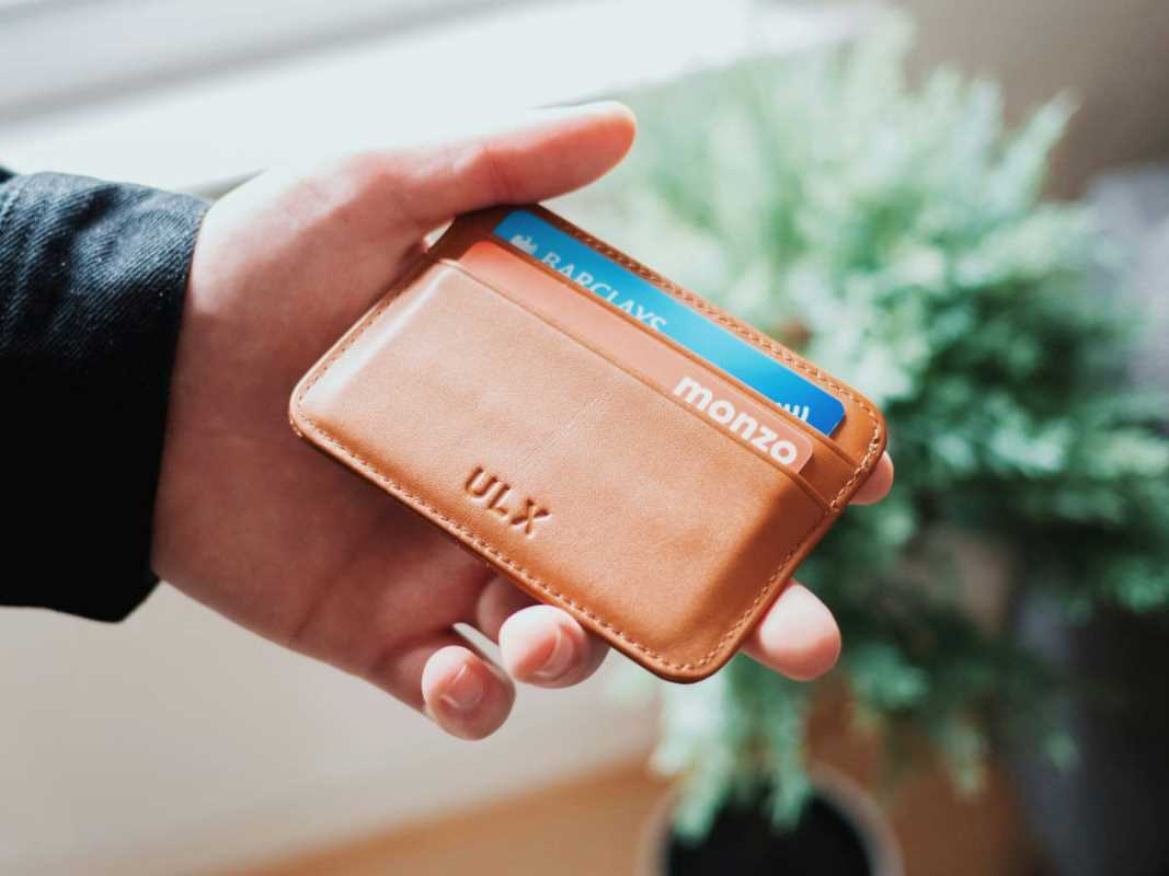 Find the Best Bargains on Handcrafted Leather Goods with These Tips